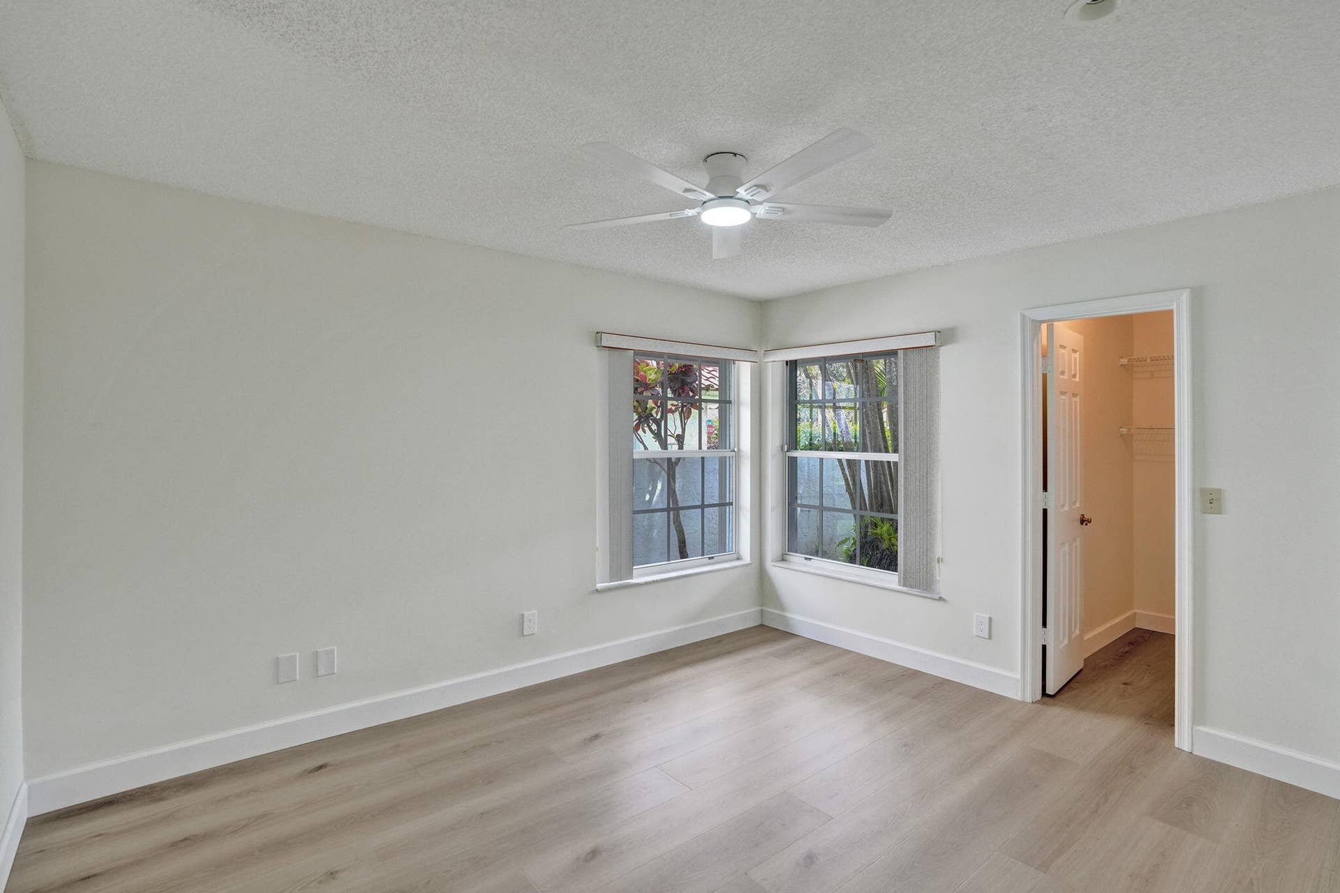9821 SW 3RD Court, Plantation, Plantation, FL 33324 43-web-or-mls-DSC07726