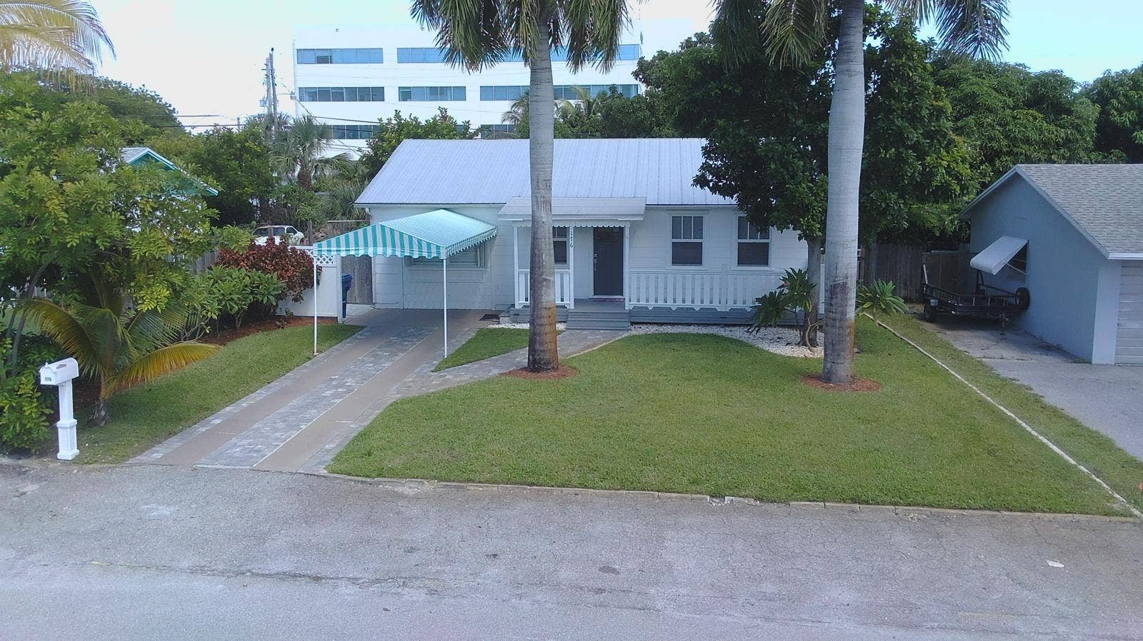 176 E 24TH Street, Riviera Beach, Riviera Beach, FL 33404 IMG_2331
