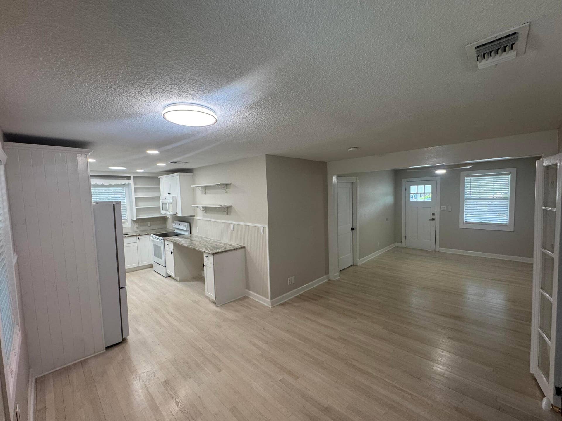 176 E 24TH Street, Riviera Beach, Riviera Beach, FL 33404 IMG_1532