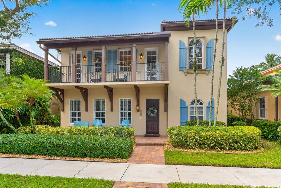 Property photo for 122 SANTIAGO Drive, Jupiter, FL
