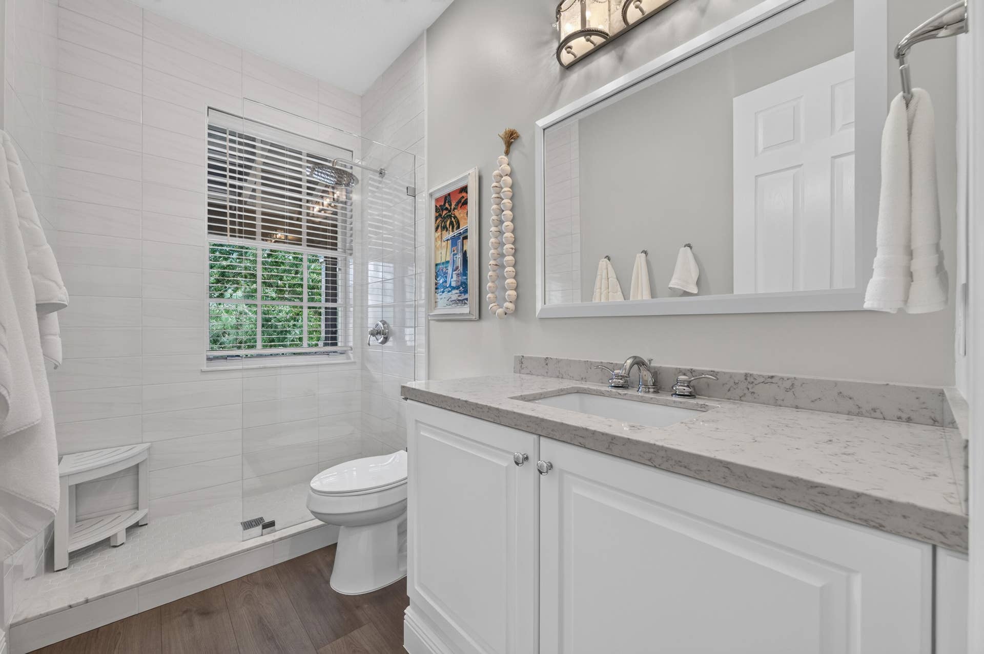 122 SANTIAGO Drive, Jupiter, FL 33458 Guest Bathroom 1
