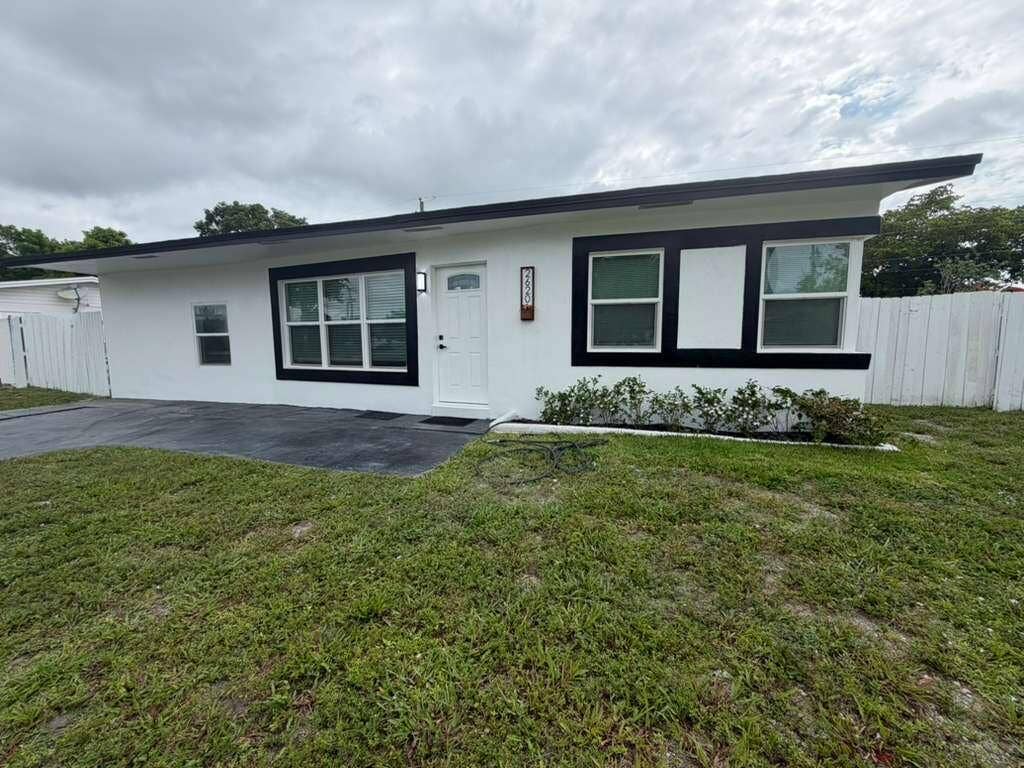 2620 NE 7TH Terrace, Pompano Beach, Pompano Beach, FL 33064 WhatsApp Image 2026-06-10 at 10.24.41 AM
