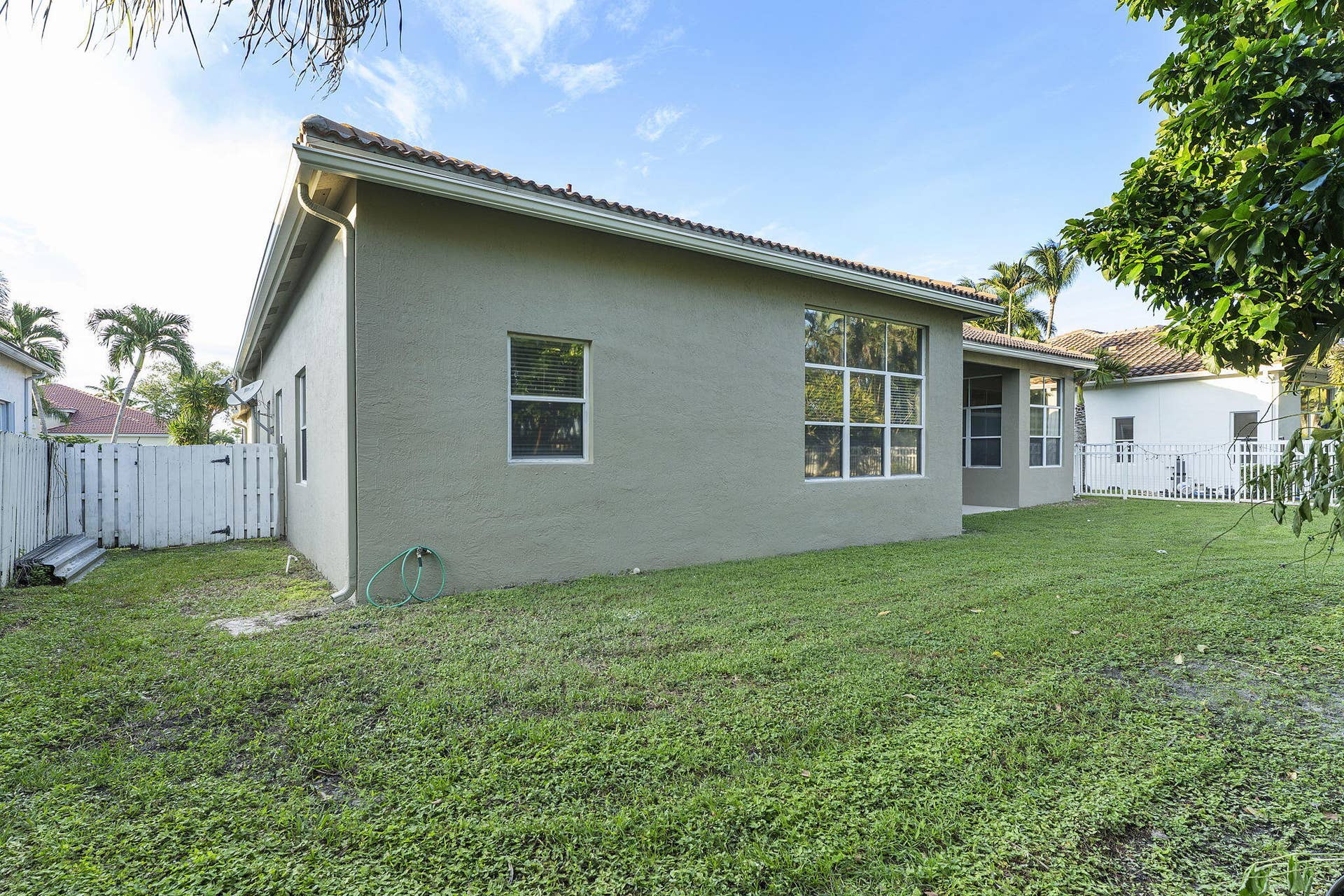 6929 Finamore Circle, Lake Worth, FL 33467 Back