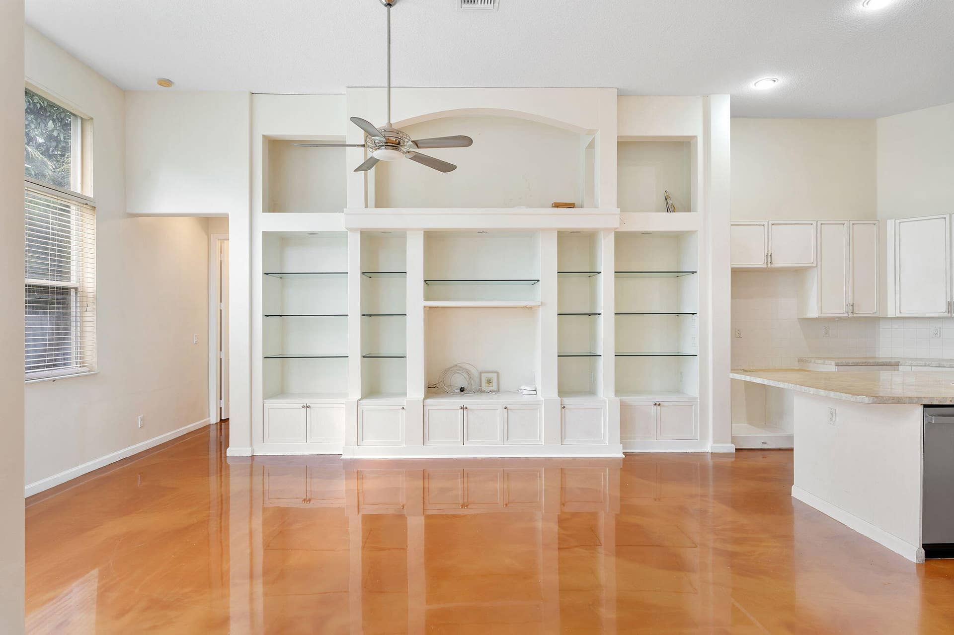 6929 Finamore Circle, Lake Worth, FL 33467 Family Room