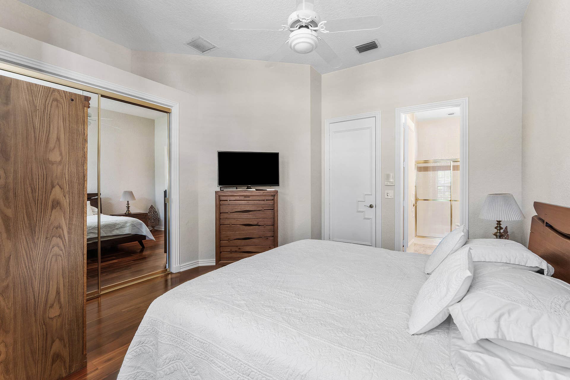 125 Windward Drive, Palm Beach Gardens, FL 33418 Guest Room