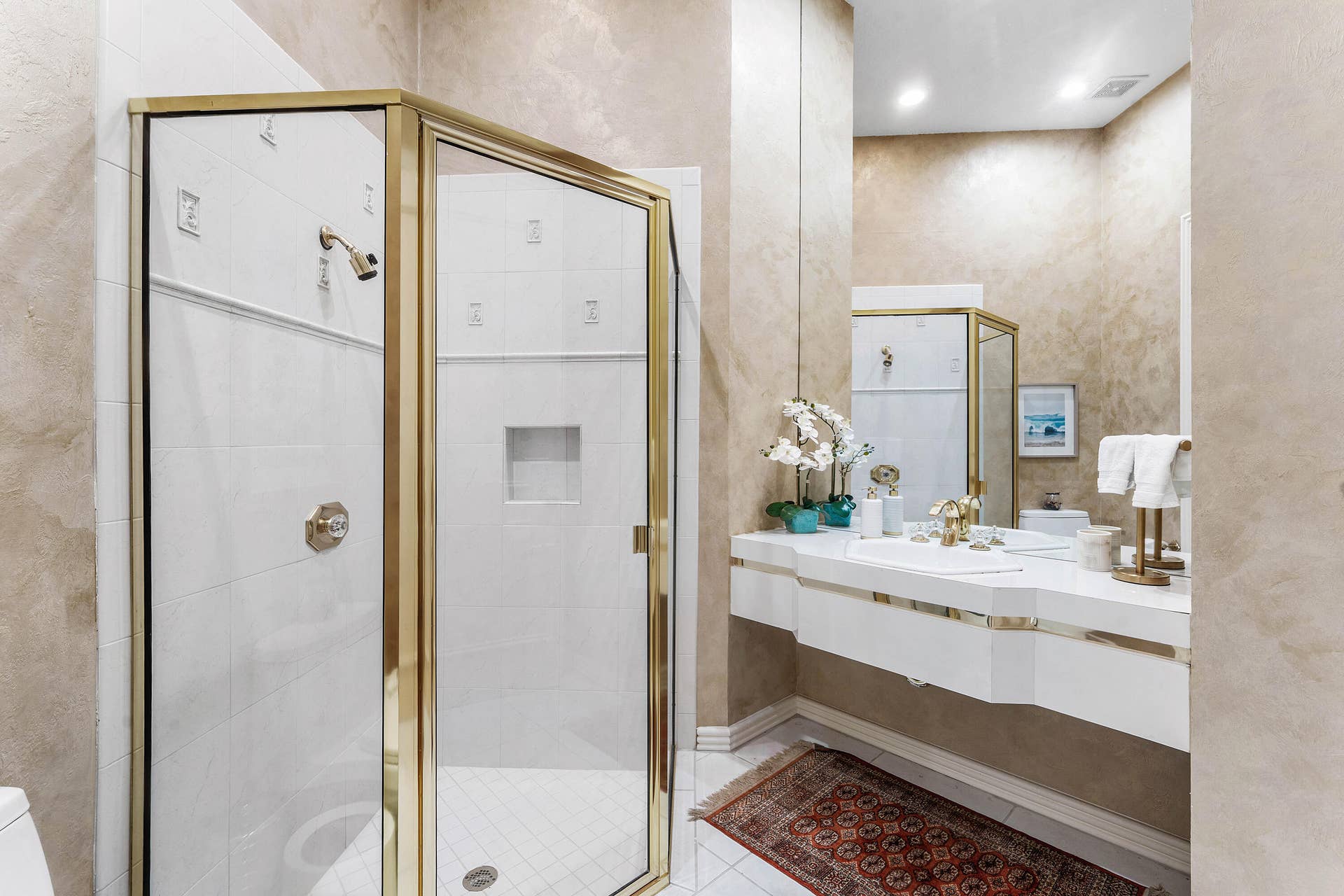 125 Windward Drive, Palm Beach Gardens, FL 33418 Powder/Guest Bath