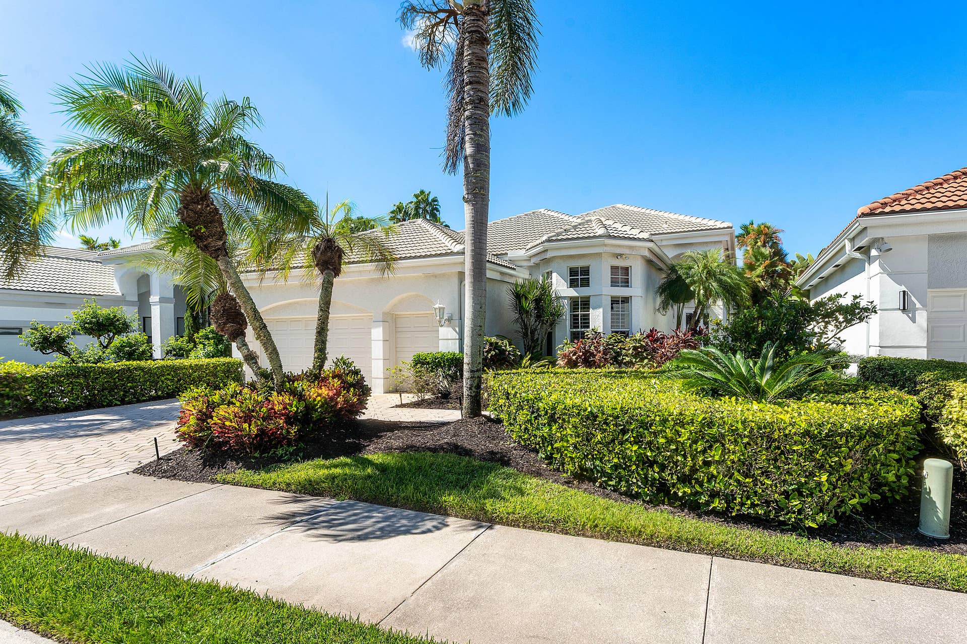 125 Windward Drive, Palm Beach Gardens, FL 33418 Front