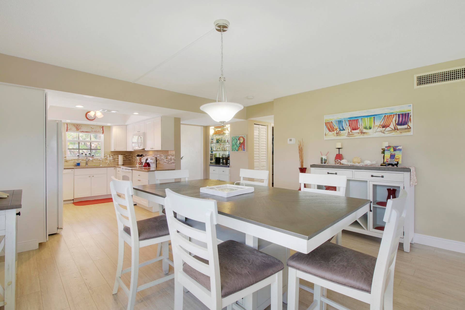 100 Waterway Road, Jupiter, FL 33469 Dining Area