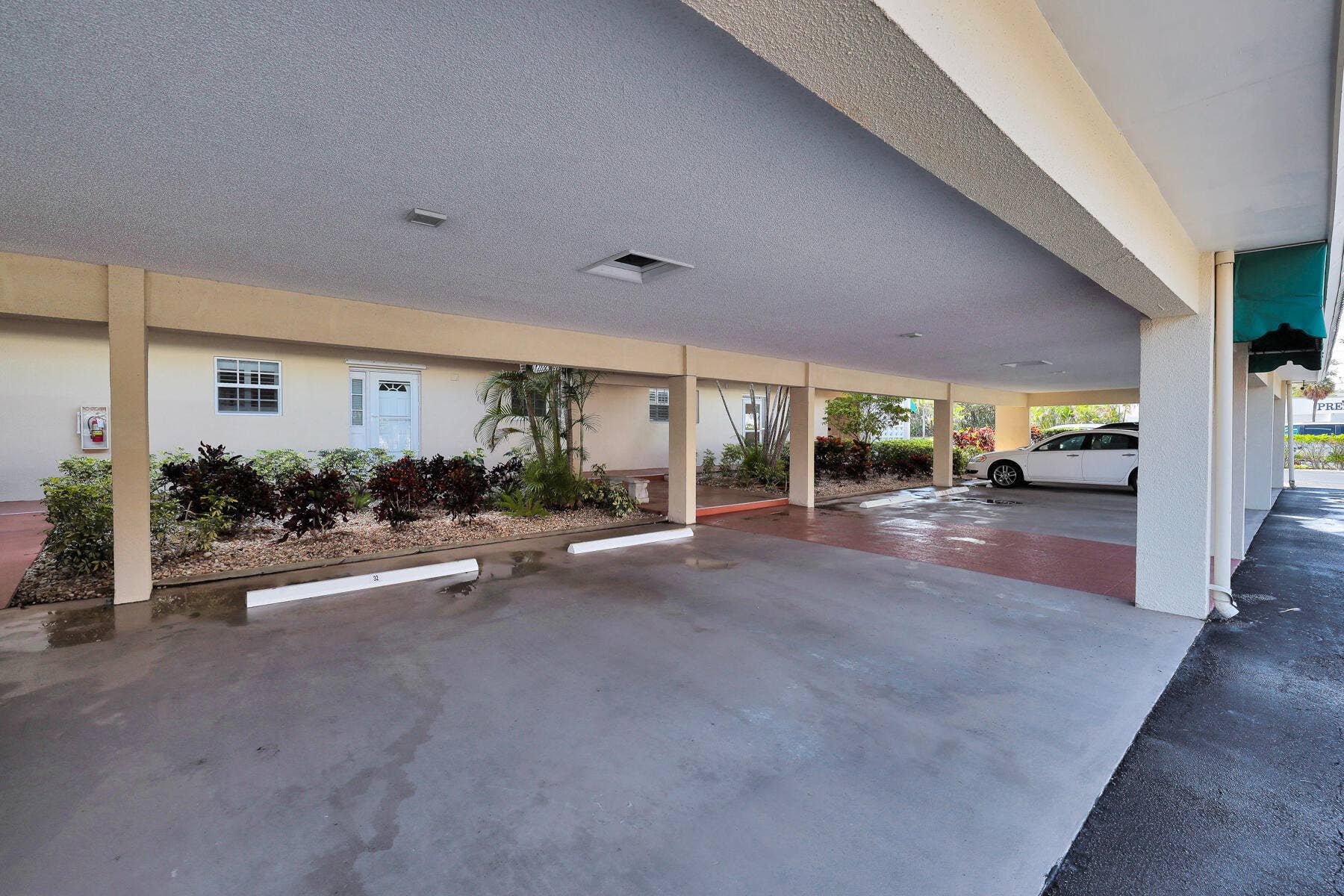 100 Waterway Road, Jupiter, FL 33469 Assigned Covered Parking