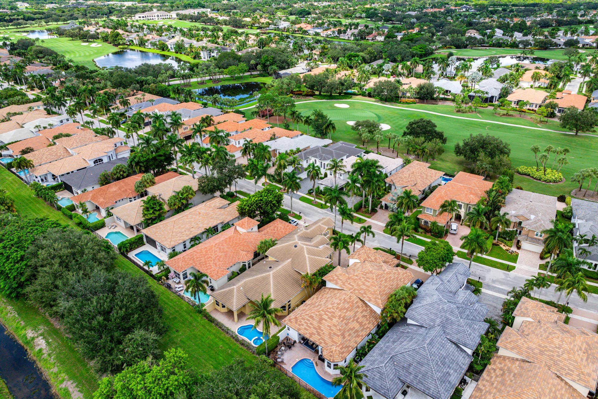 043-8126ValhallaDrive-DelrayBeach-FL-334