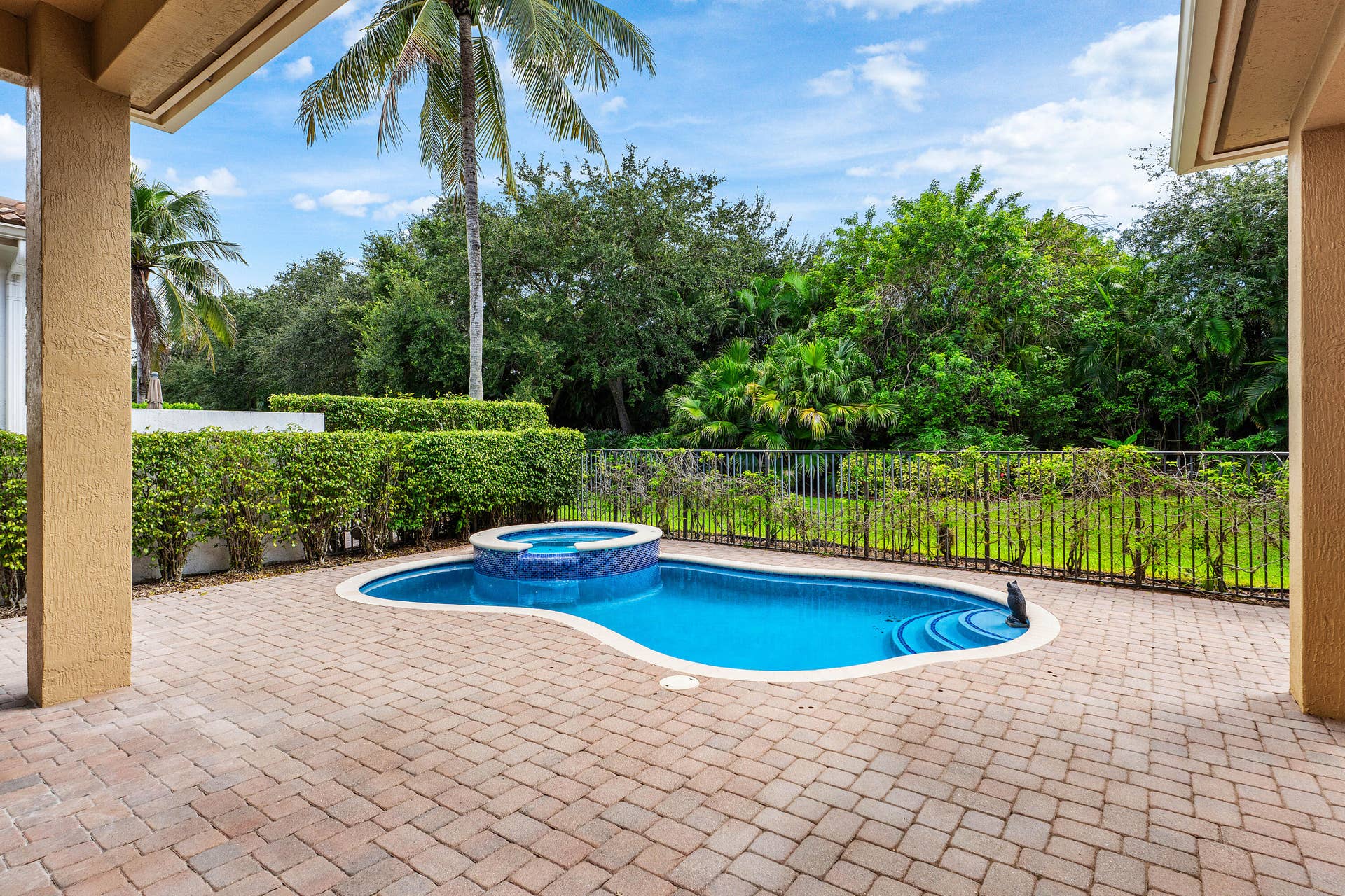 034-8126ValhallaDrive-DelrayBeach-FL-334