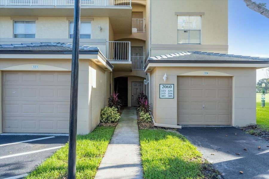 Property photo for 2060 GREENVIEW SHORES Boulevard, #308, Wellington, FL