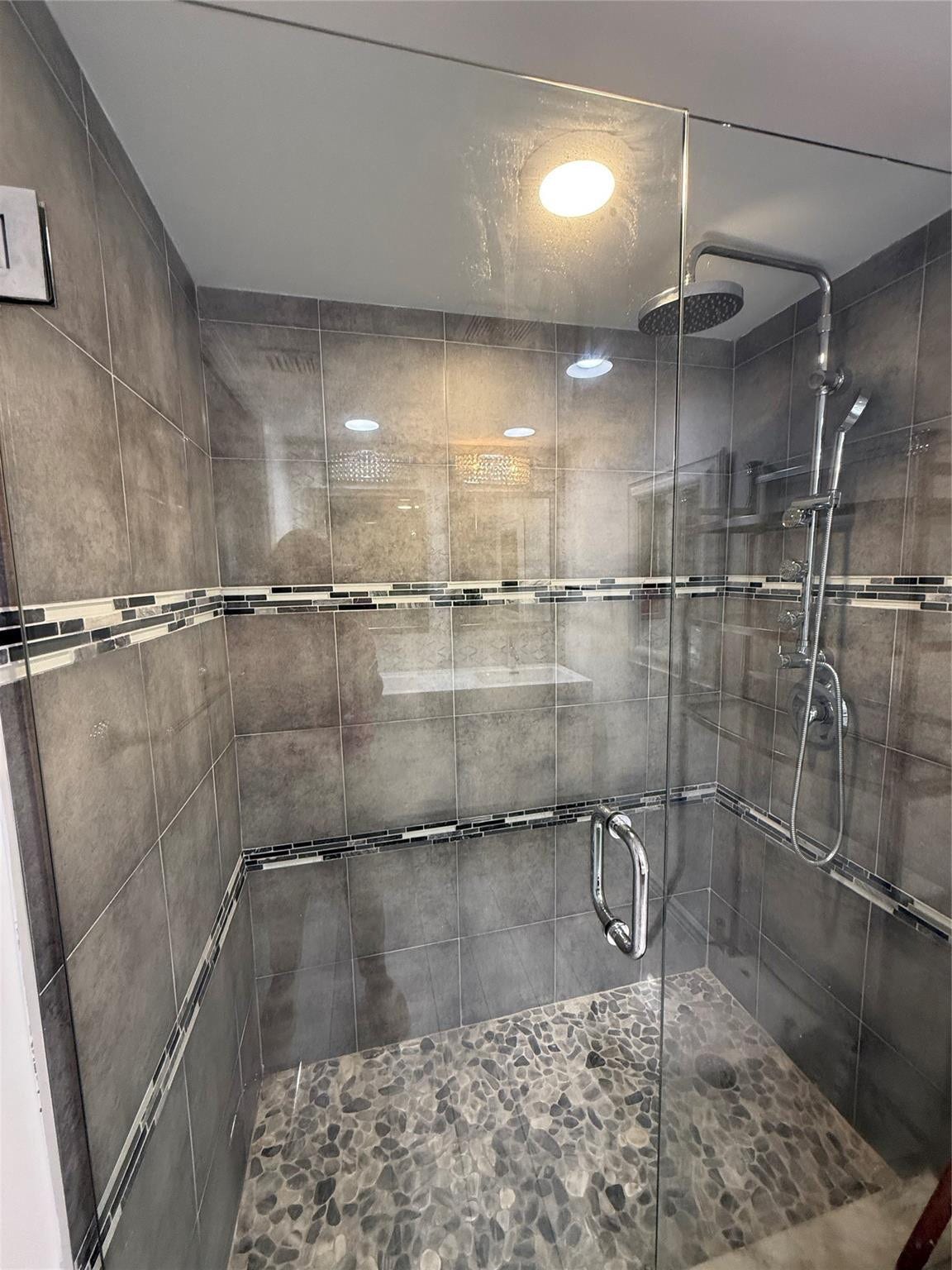 101 Briny Avenue, #1107, Pompano Beach, FL 33062 Primary bath