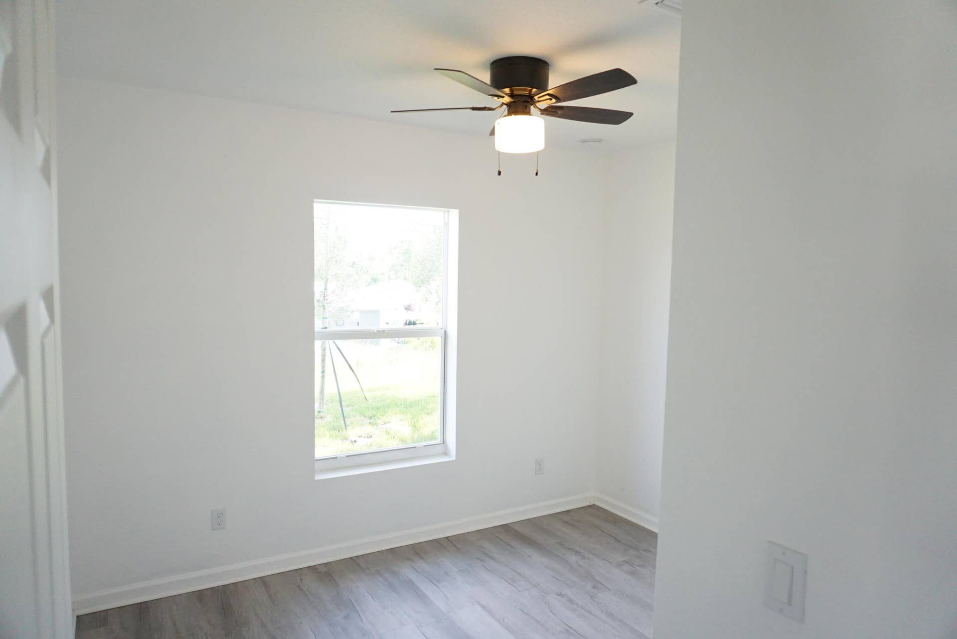 1181 W 28th Street, Riviera Beach, FL 33404 DSC08268