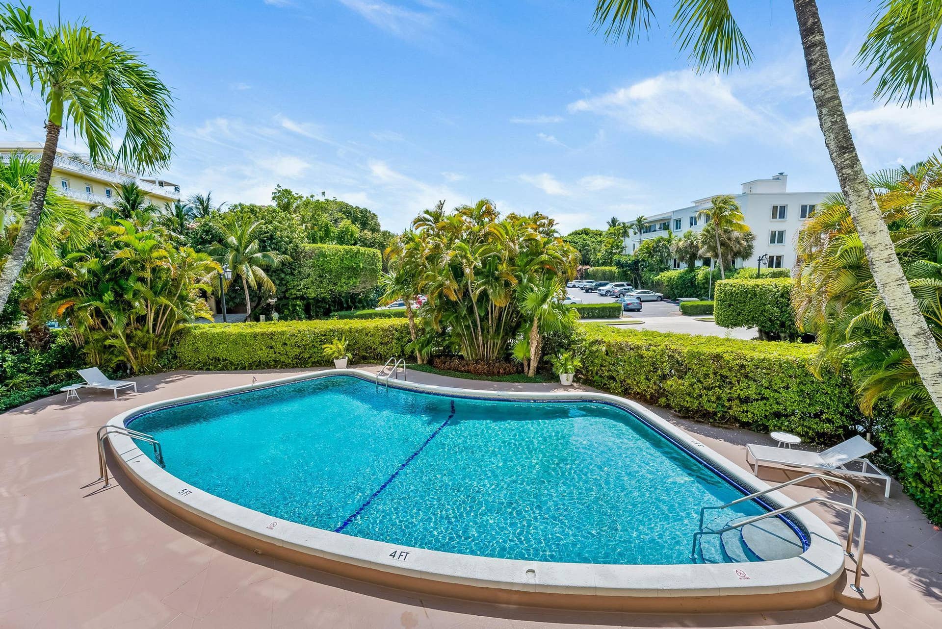 389 S Lake Drive, #2g, Palm Beach, FL 33480 Pool