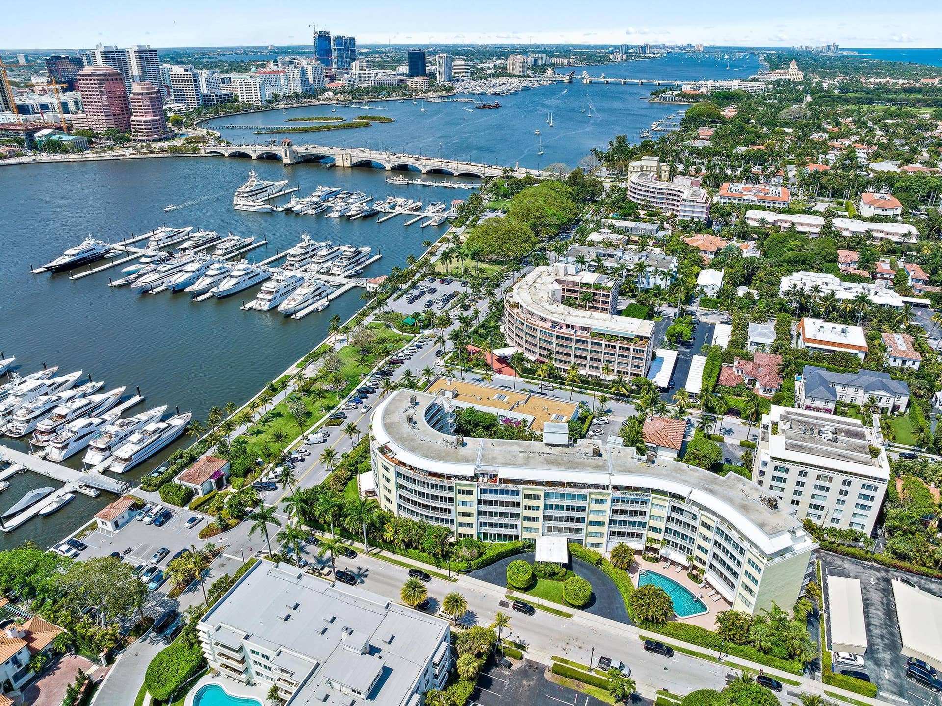389 S Lake Drive, #2g, Palm Beach, FL 33480 Aerial
