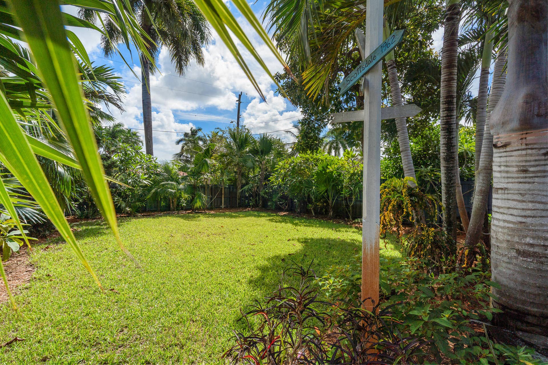 3697 NE 16TH Avenue, Oakland Park, FL 33334 Room for a pool