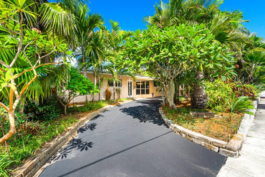Property photo for 3697 NE 16TH Avenue, Oakland Park, FL