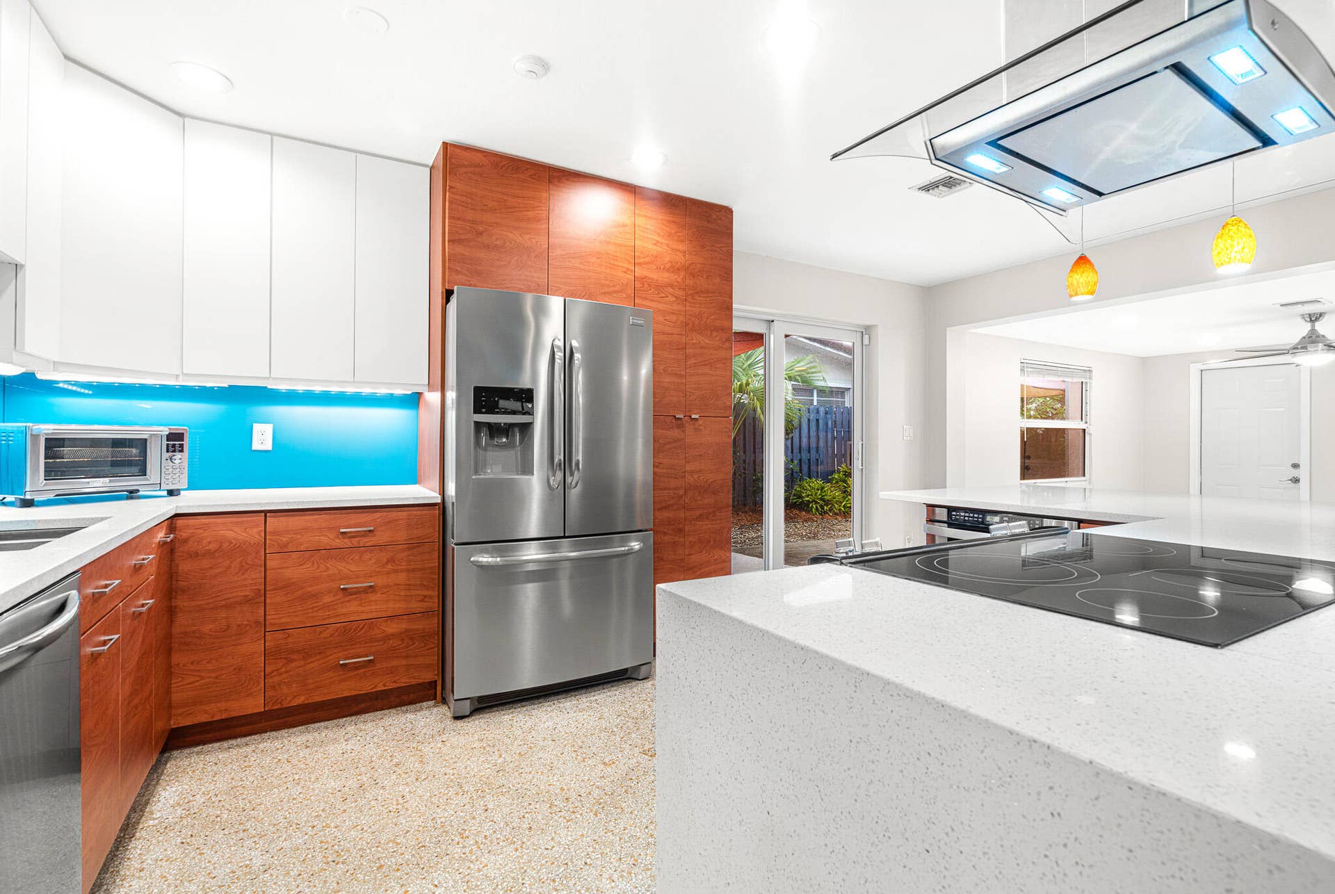 3697 NE 16TH Avenue, Oakland Park, FL 33334 Open Kitchen