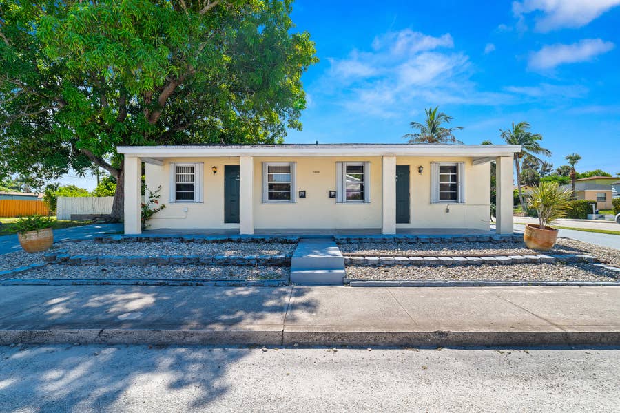 Property photo for 1202 S M Street, Lake Worth Beach, FL