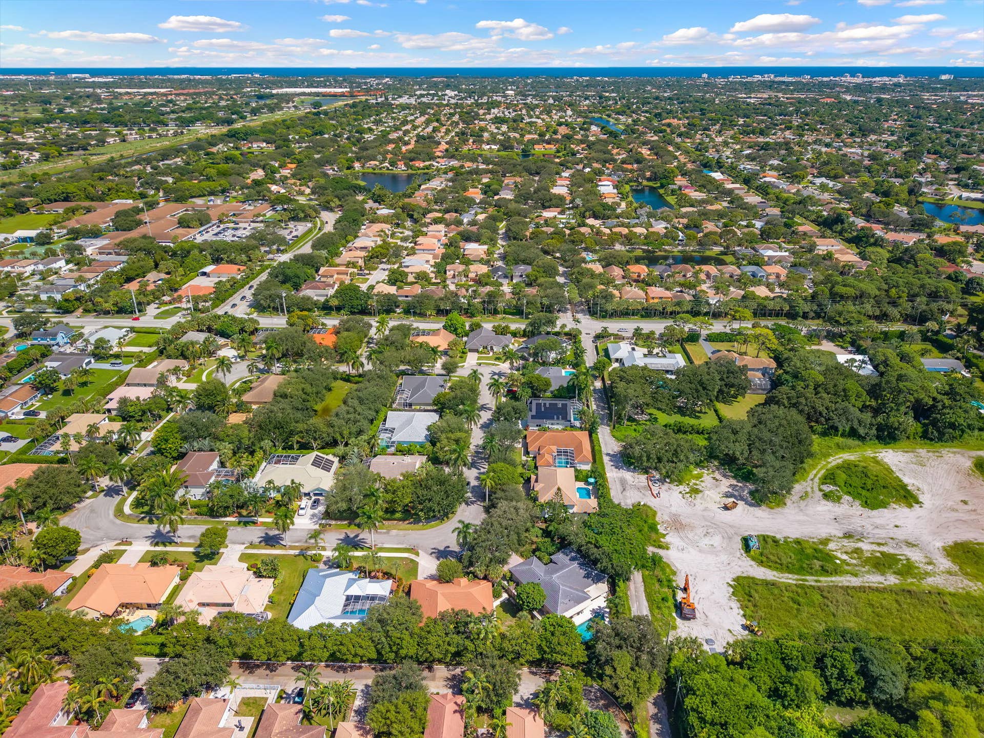 4560 S BARWICK RANCH Circle, Delray Beach, FL 33445 6-web-or-mls-DJI_20261007021043_0025_D