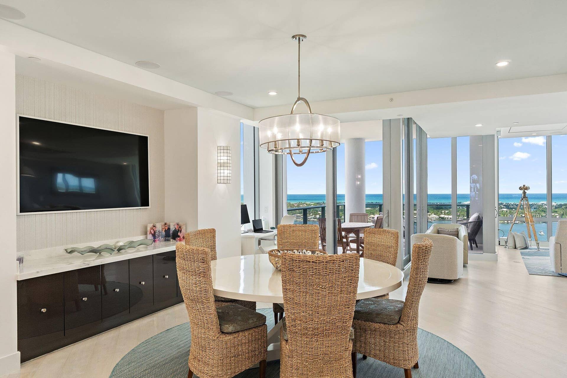1 Water Club Way, #2003, North Palm Beach, FL 33408 Dining Area