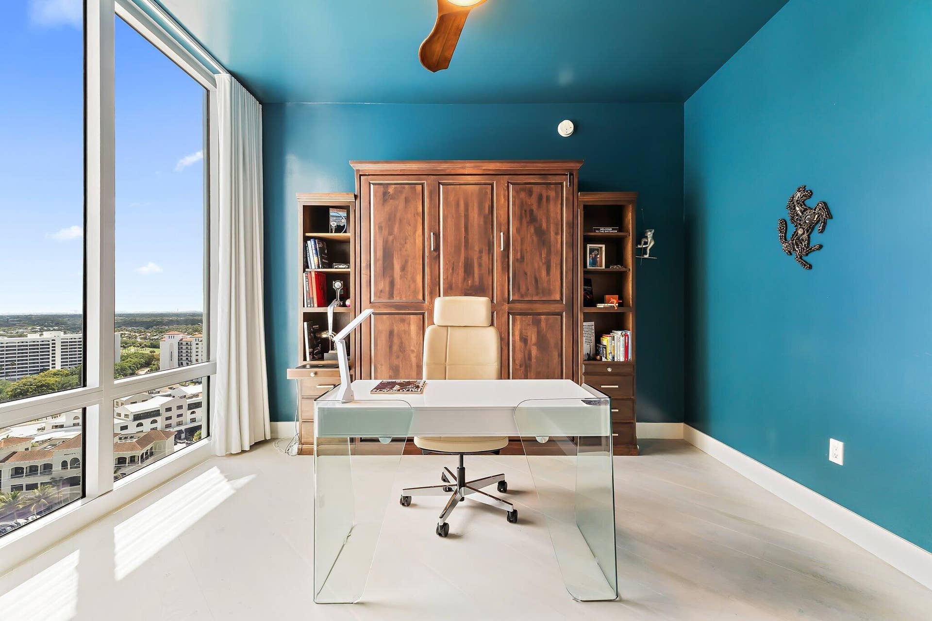 1 Water Club Way, #2003, North Palm Beach, FL 33408 Office/Guest Bedroom