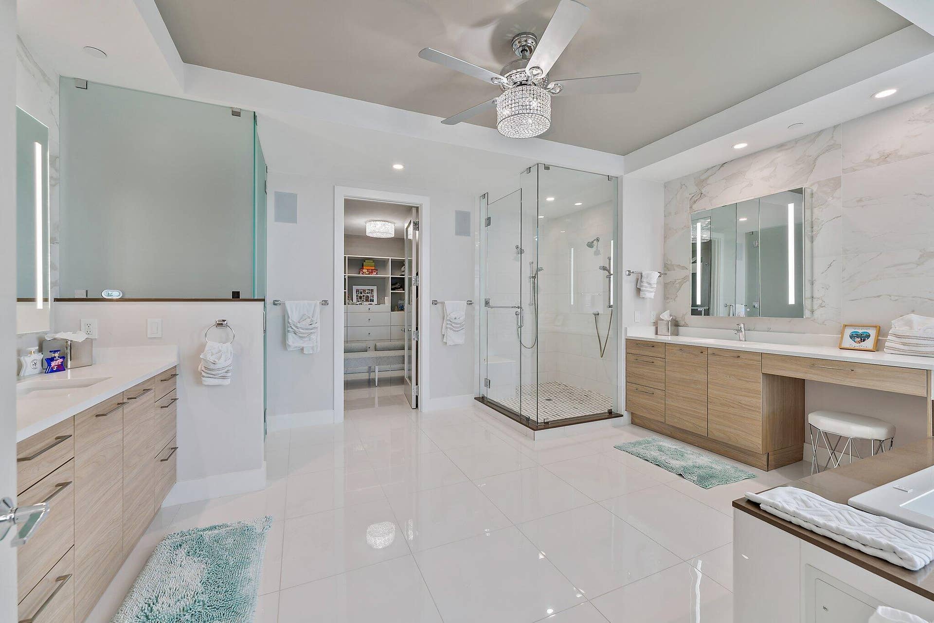 1 Water Club Way, #2003, North Palm Beach, FL 33408 Primary Bath