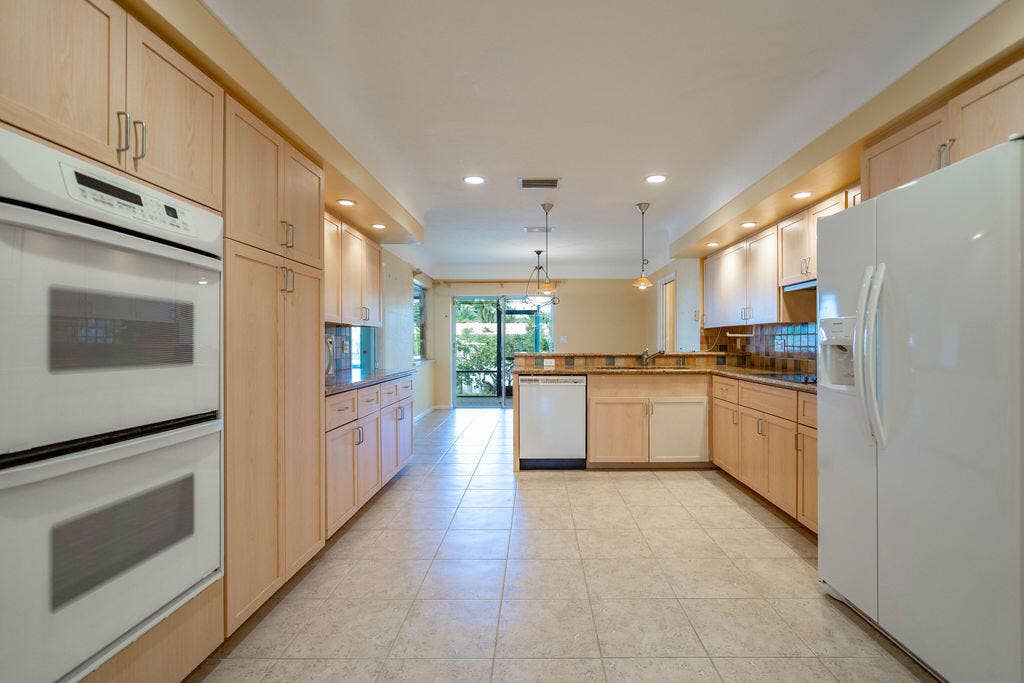 4471 NE 25TH Avenue, Lighthouse Point, FL 33064 DSC02011