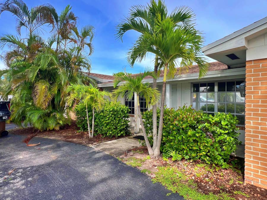 Property photo for 248 SE 8TH Terrace, Deerfield Beach, FL