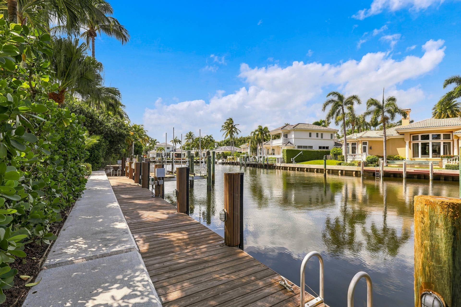 753 HARBOUR ISLE Place, North Palm Beach, FL 33410 Dock