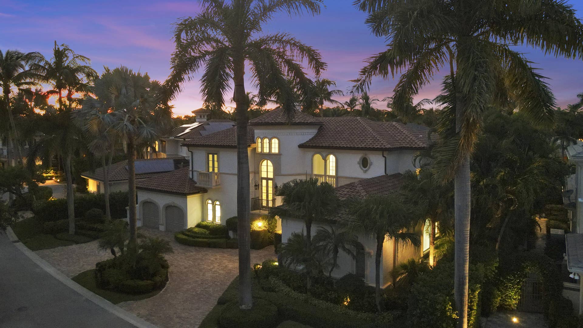 753 HARBOUR ISLE Place, North Palm Beach, FL 33410 Front