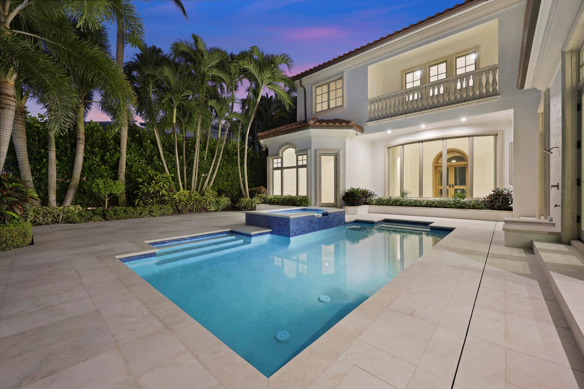 753 HARBOUR ISLE Place, North Palm Beach, FL 33410 Pool