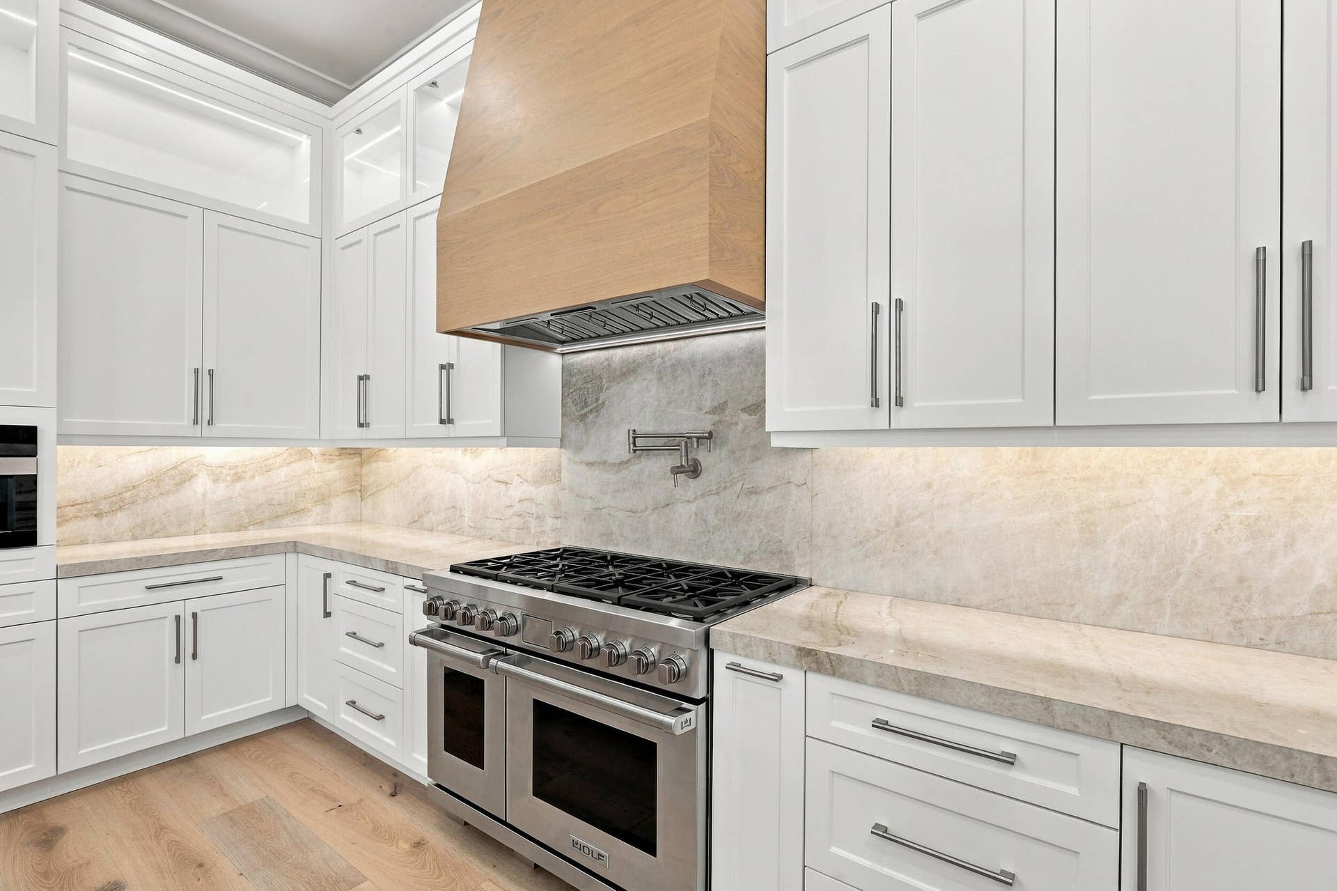 753 HARBOUR ISLE Place, North Palm Beach, FL 33410 Kitchen