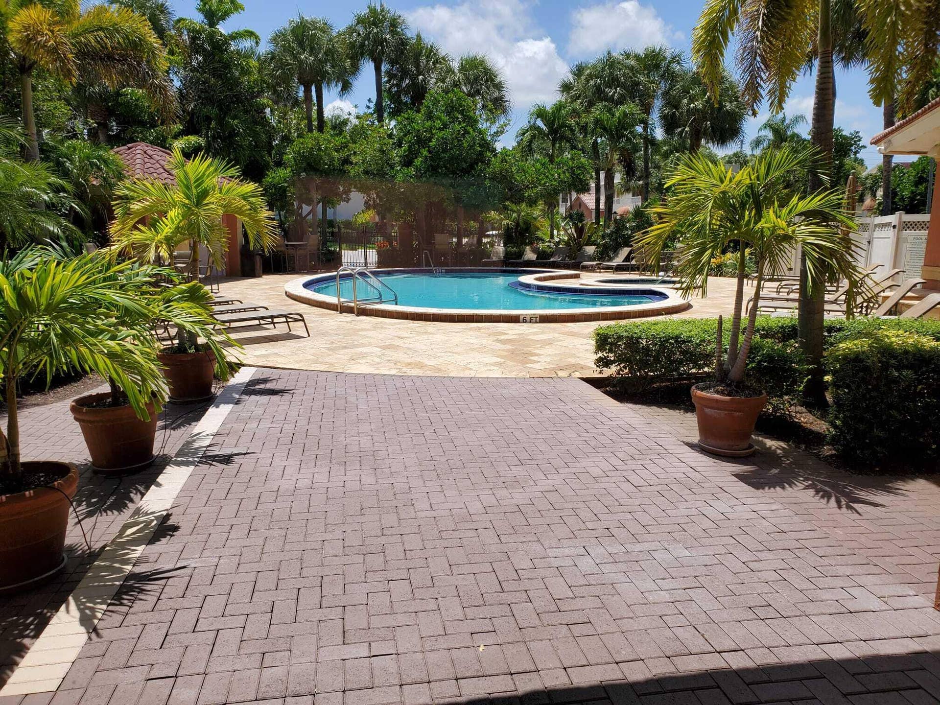 Community pool