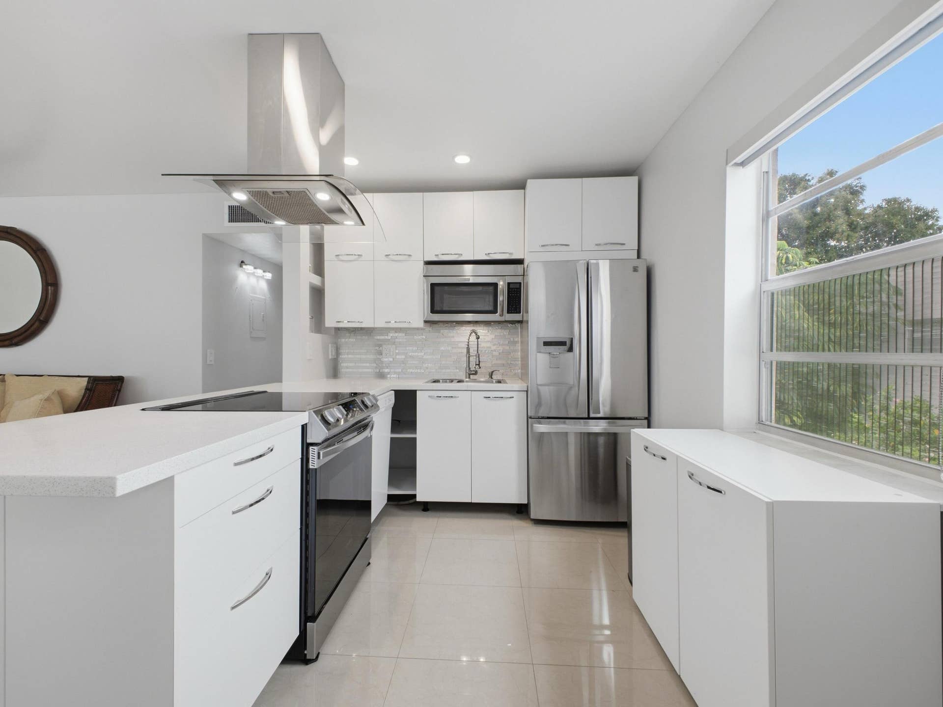 471 Capri J, Delray Beach, FL 33484 Kitchen 2