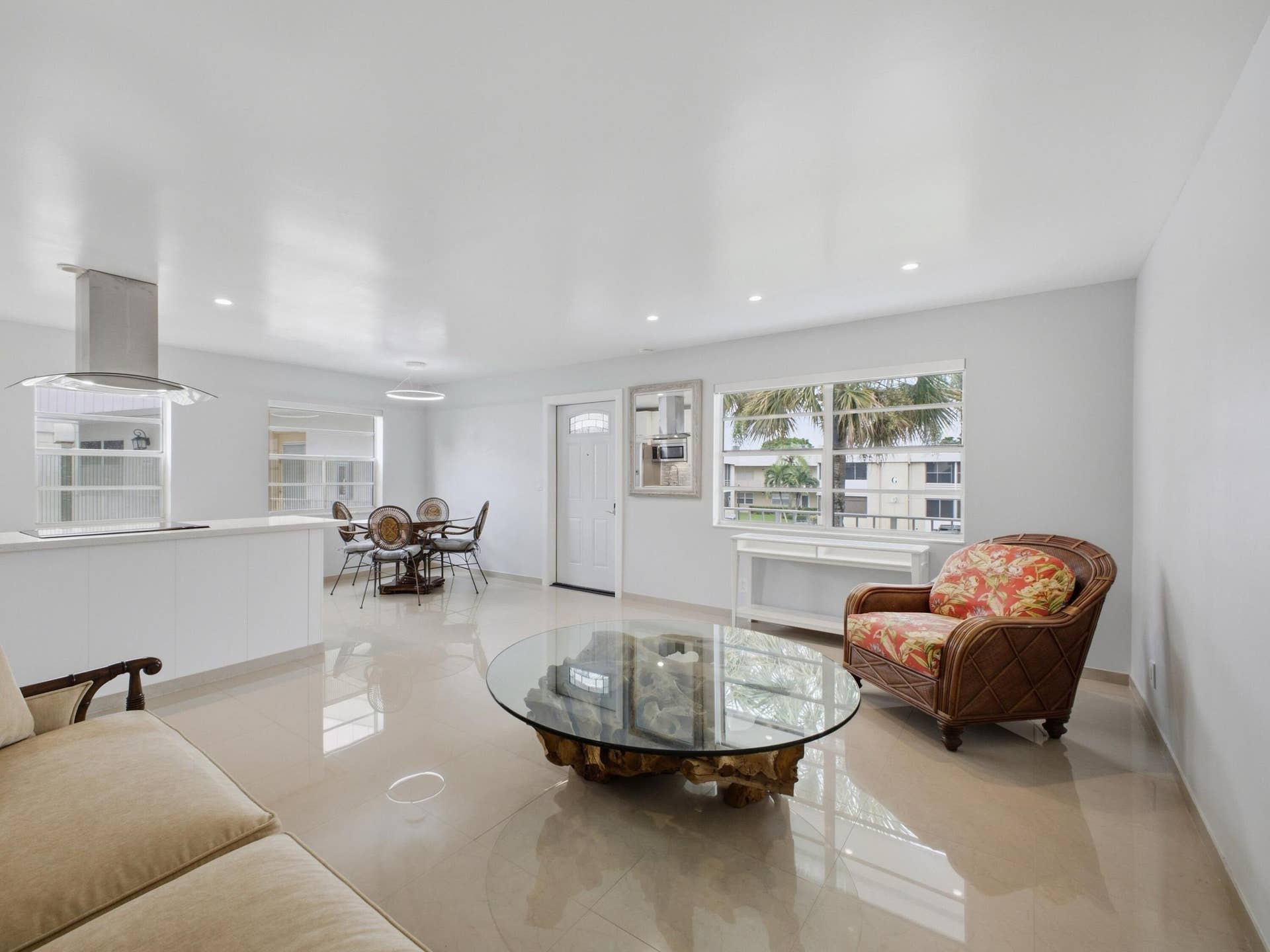 471 Capri J, Delray Beach, FL 33484 Living to Dining