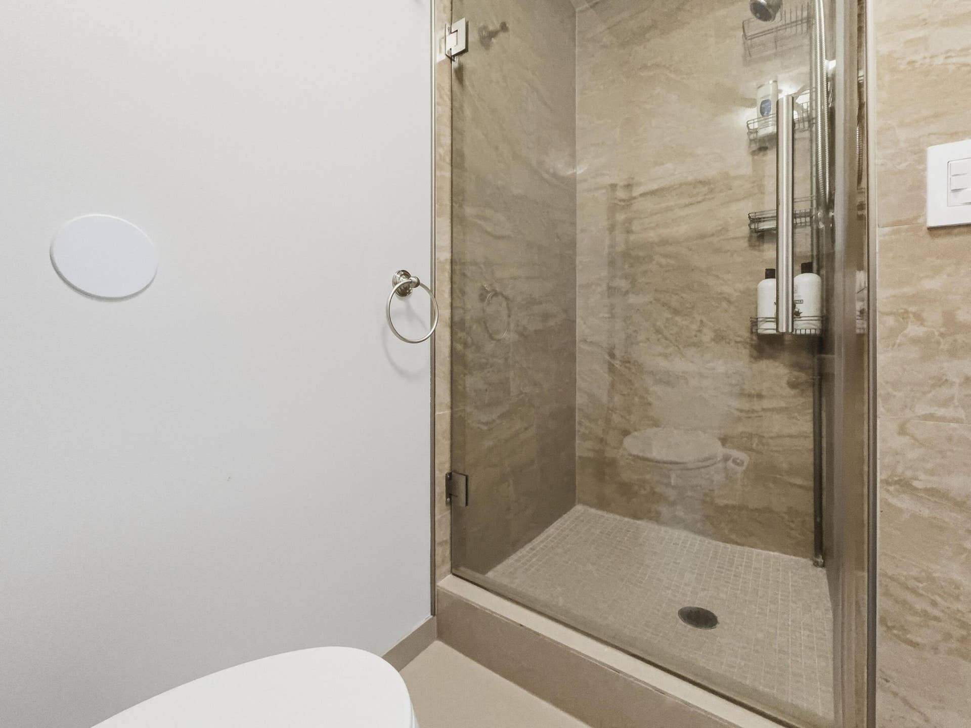 471 Capri J, Delray Beach, FL 33484 Bathroom 1 Shower