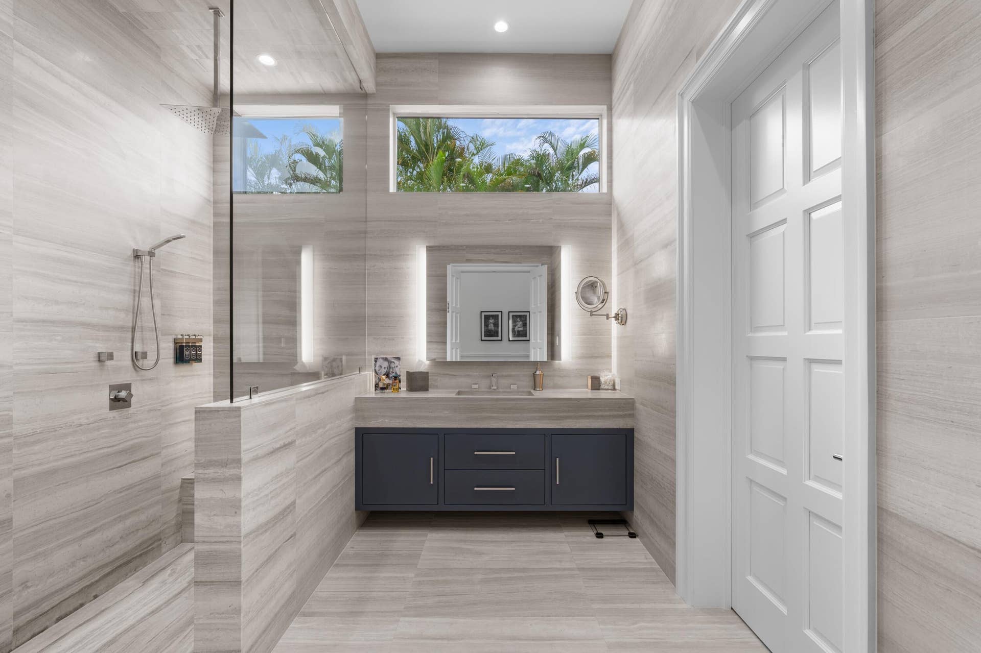 His: Primary Second Bathroom