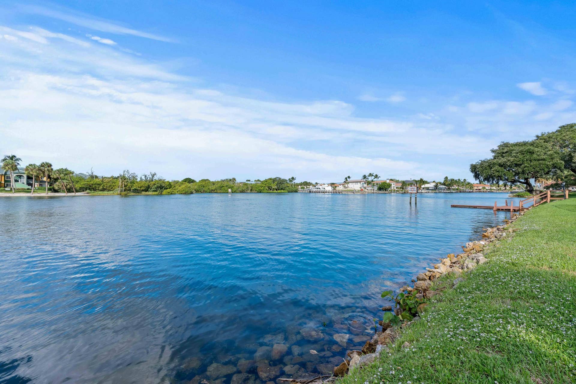390 GOLFVIEW Road, #B, North Palm Beach, North Palm Beach, FL 33408 49__mlp5281