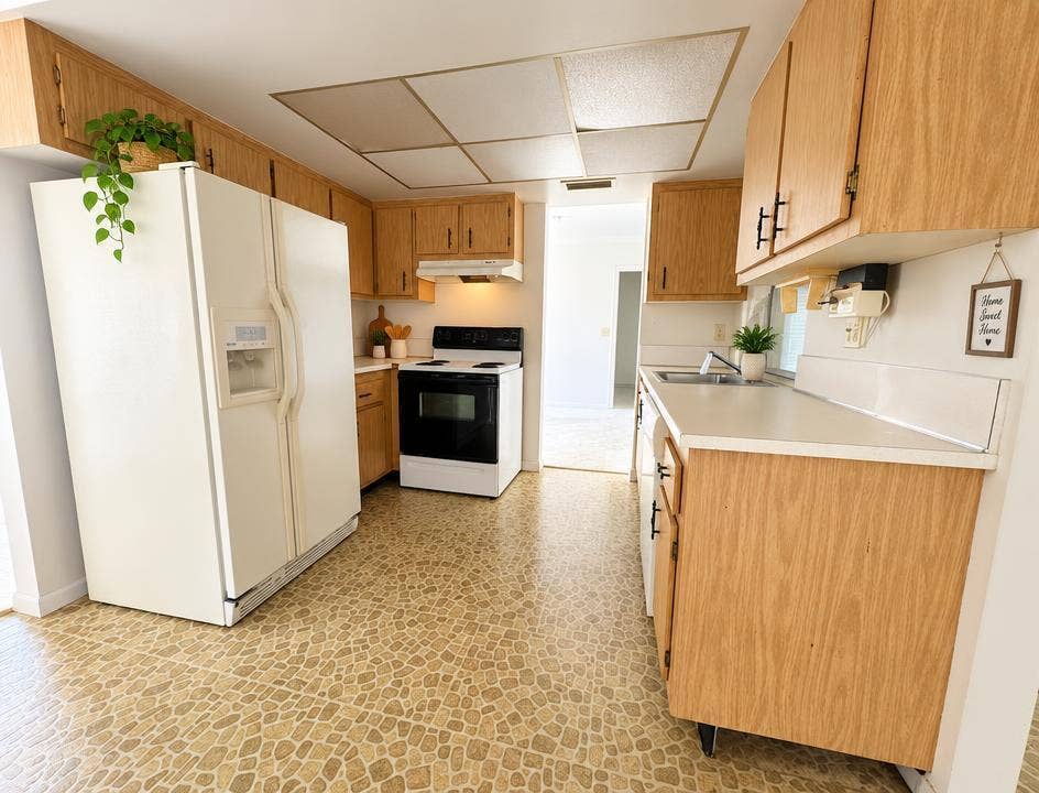 1410 NW 48TH Place, Deerfield Beach, FL 33064 virtually staged
