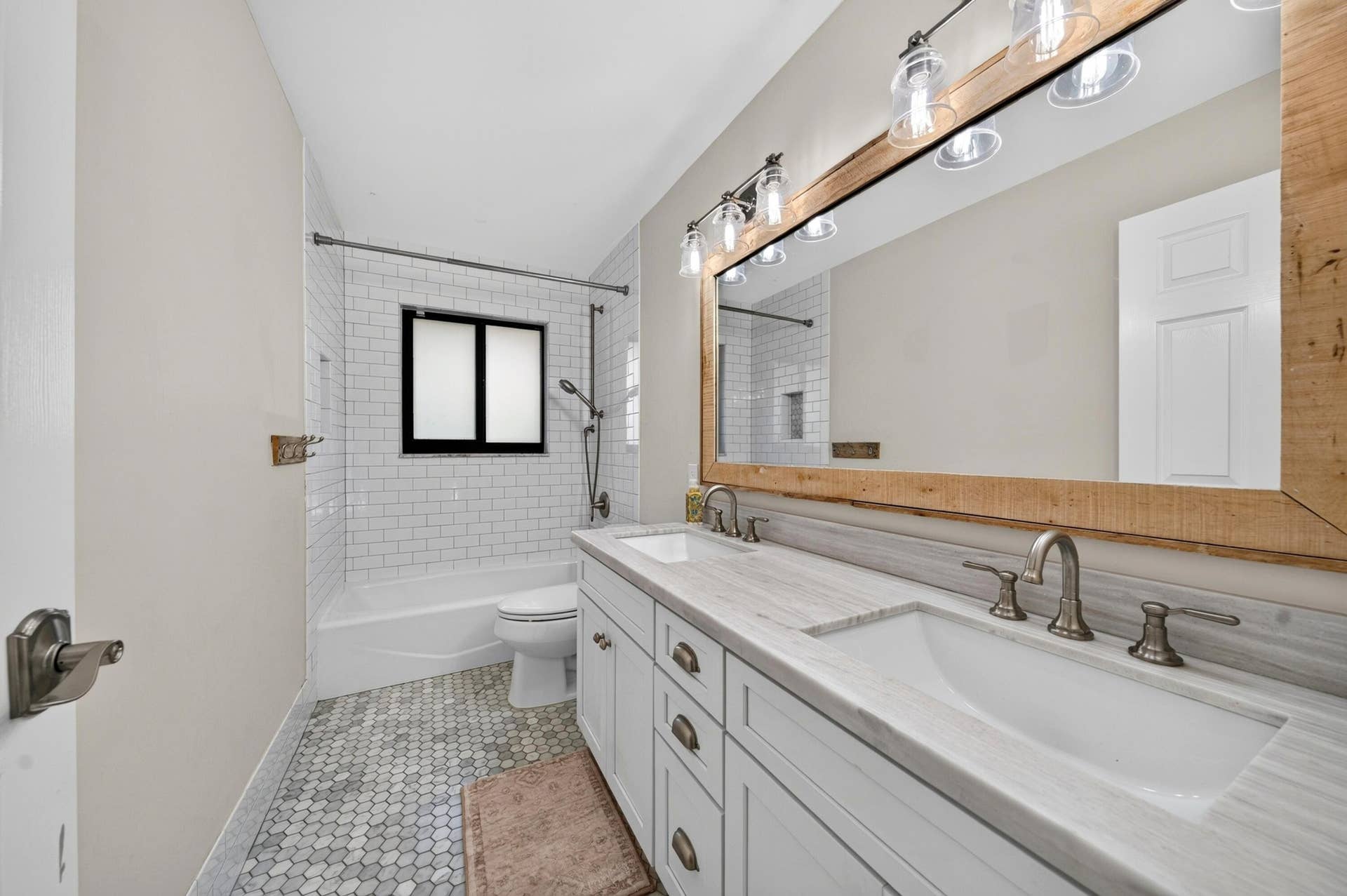 10090 NW 59th Drive, Parkland, FL 33076 032-022-Bathroom-4000x2662