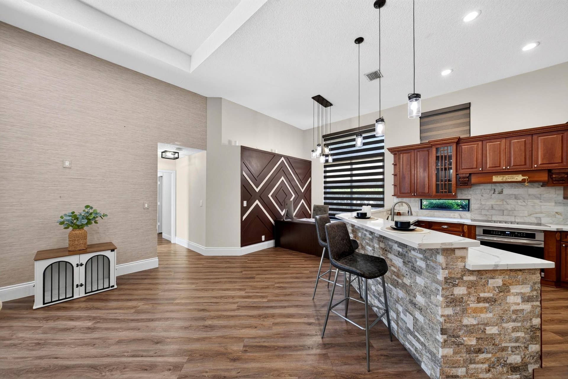10090 NW 59th Drive, Parkland, FL 33076 018-041-KitchenBreakfast-4000x2664