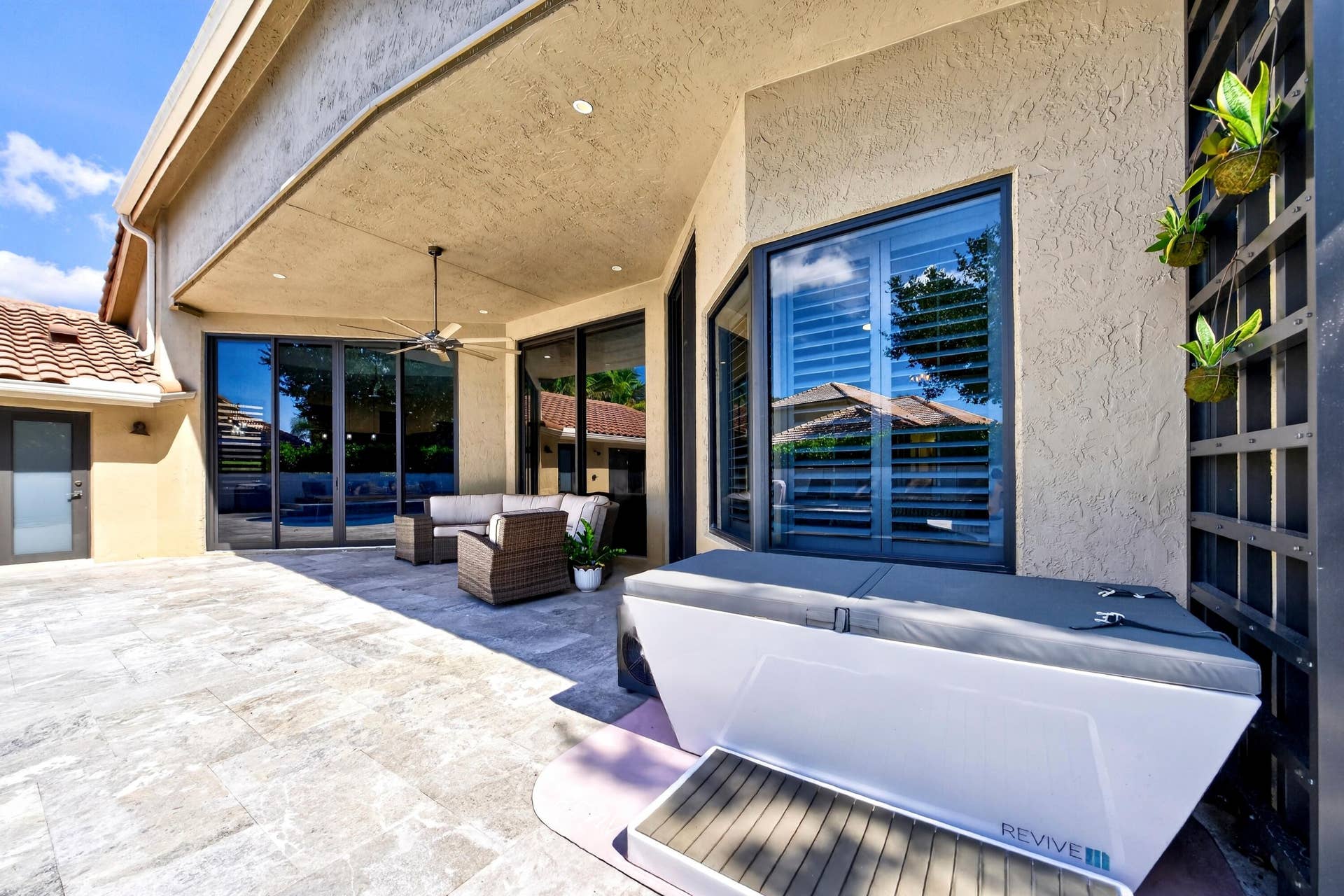 10090 NW 59th Drive, Parkland, FL 33076 043-004-Patio-4000x2667