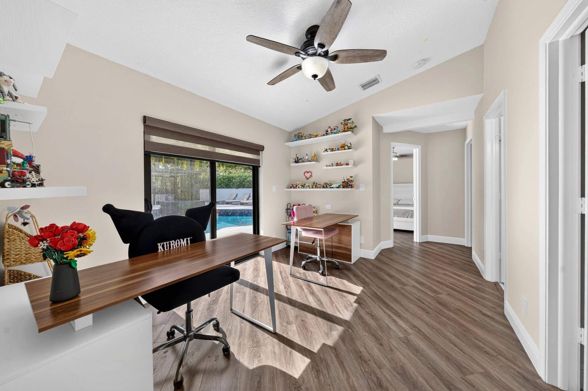 10090 NW 59th Drive, Parkland, FL 33076 027-026-Study-4000x2660