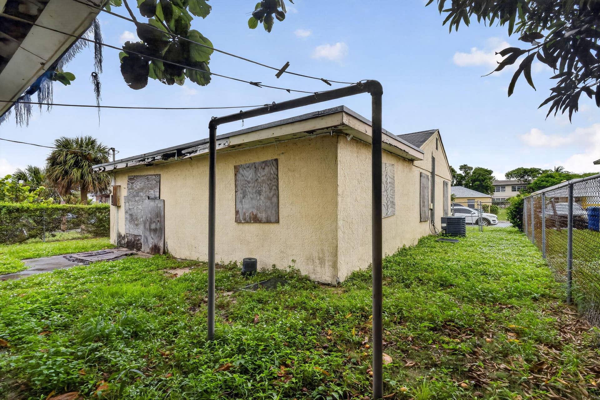 825 W 5th Street, Riviera Beach, FL 33404 6-web-or-mls-_14A1297
