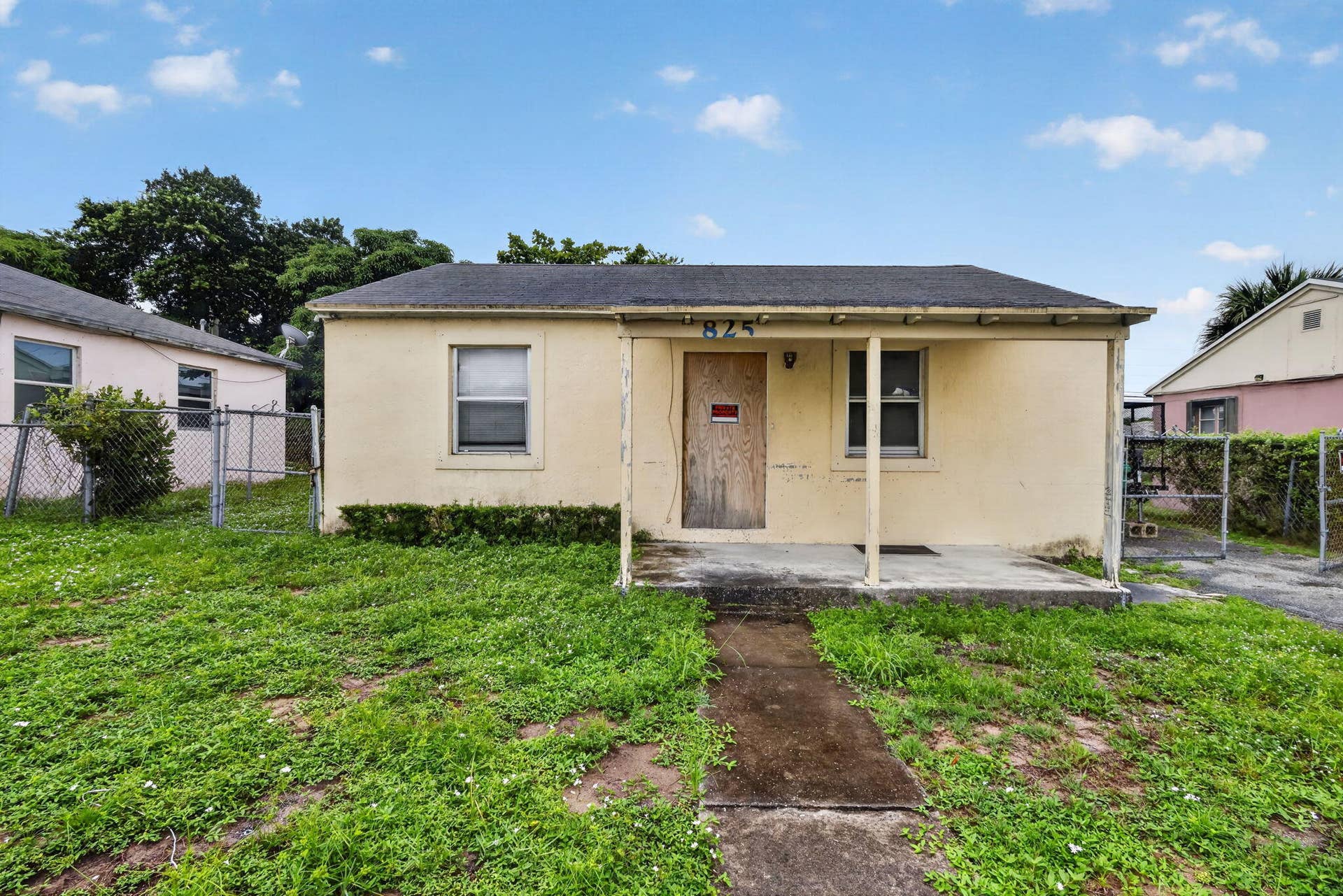 825 W 5th Street, Riviera Beach, FL 33404 2-web-or-mls-_14A1276
