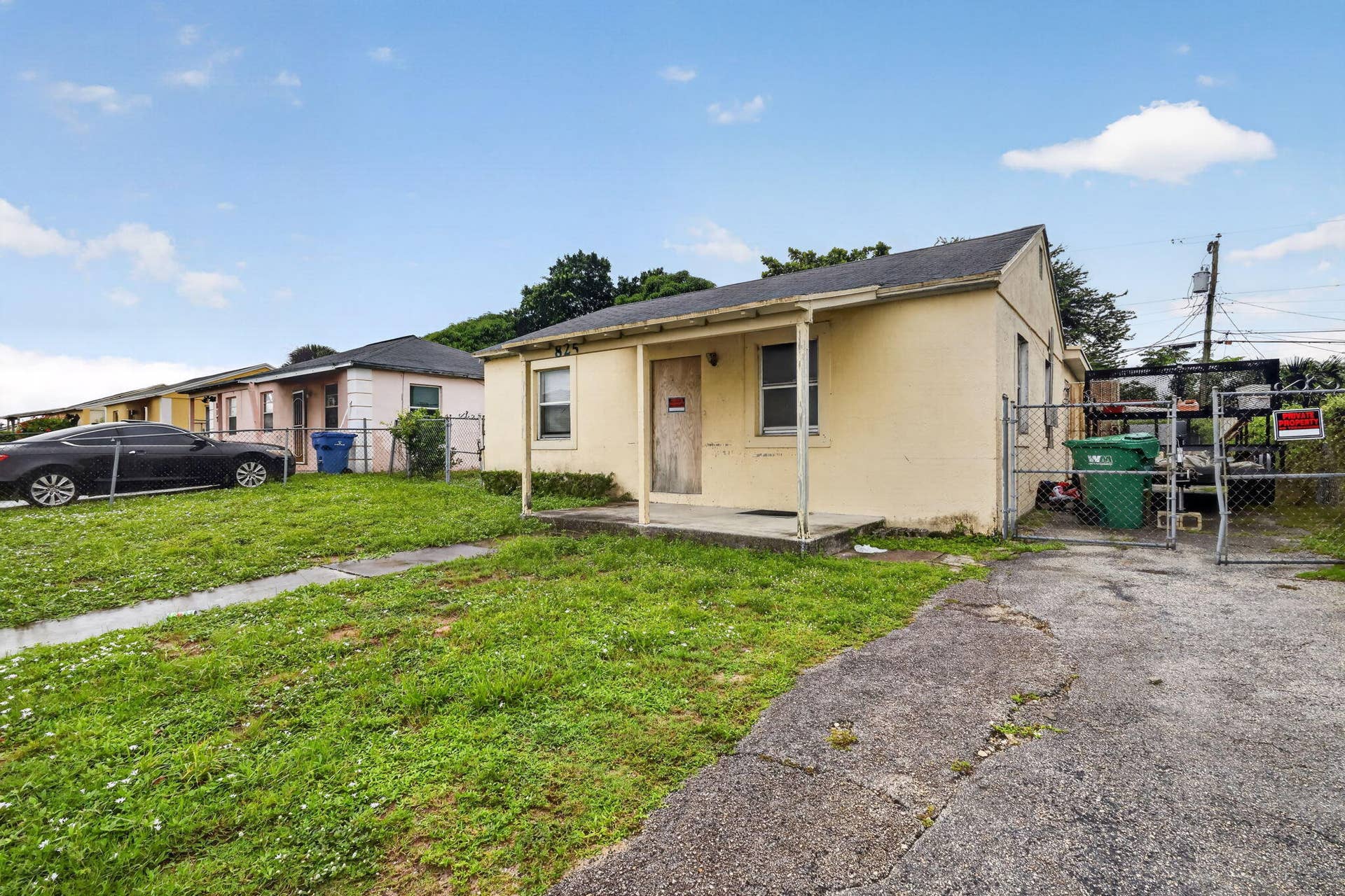 825 W 5th Street, Riviera Beach, FL 33404 3-web-or-mls-_14A1281