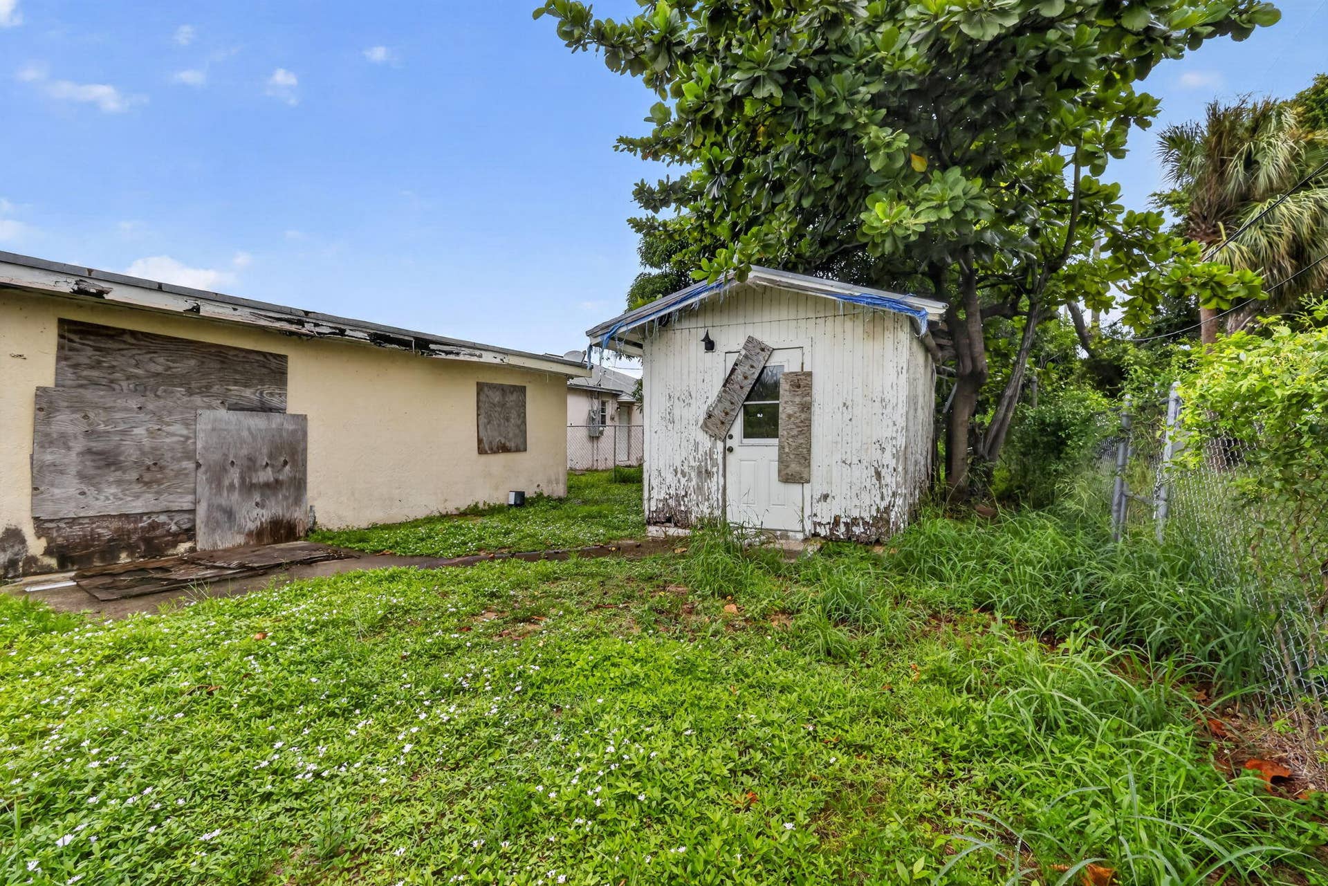 825 W 5th Street, Riviera Beach, FL 33404 5-web-or-mls-_14A1291