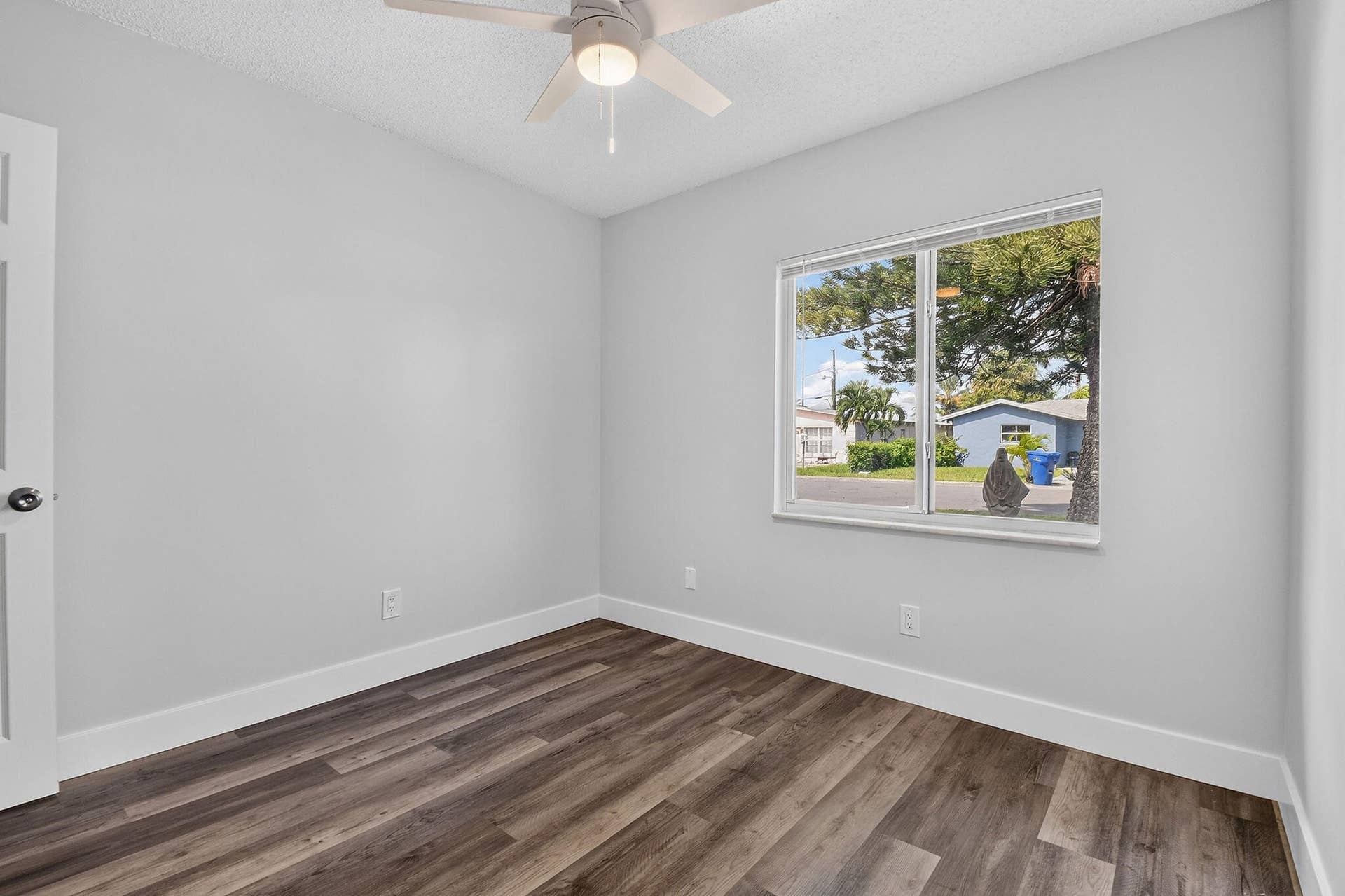 1025 W 7TH Street, Riviera Beach, FL 33404 8857thSt(20)